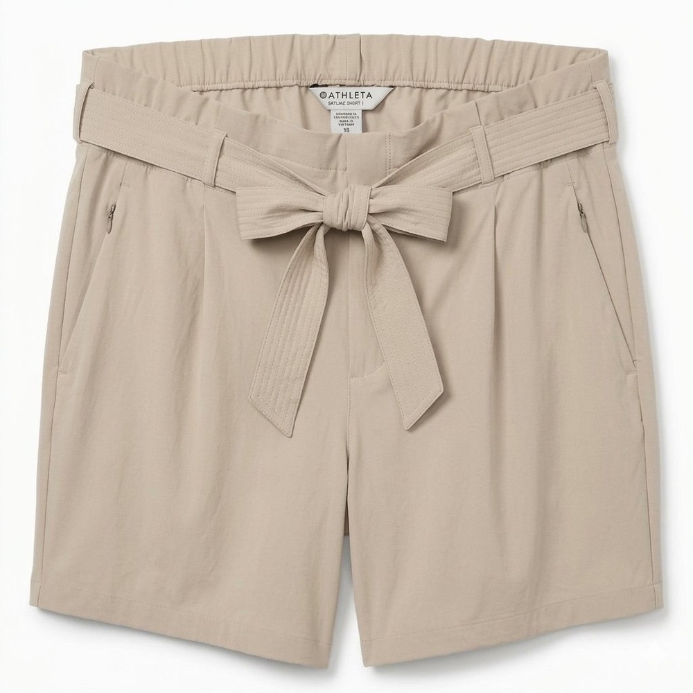 Athleta Skyline Short II Size 18 Beige Tan Khaki Paperbag Waist Stretch Shorts